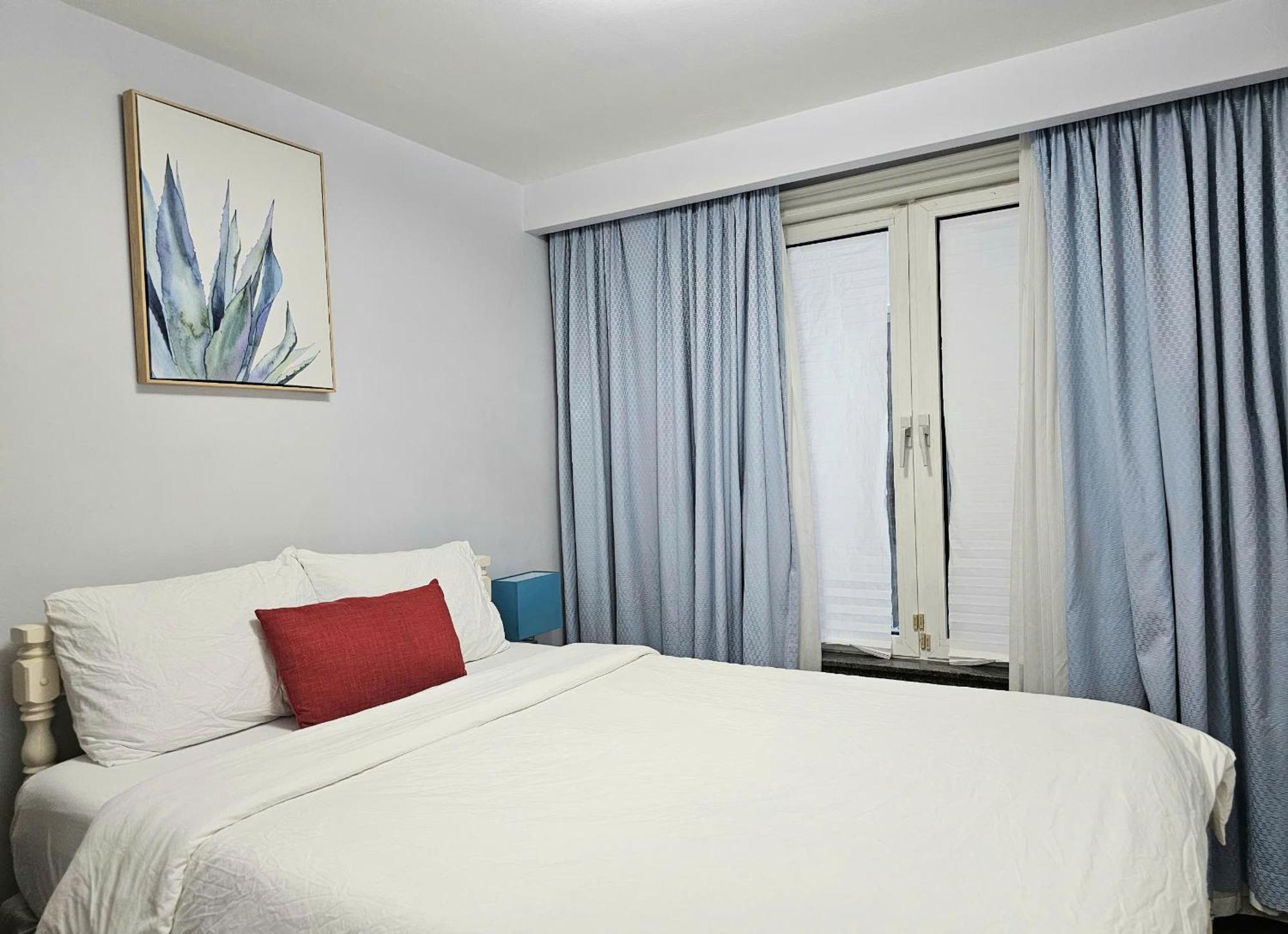 A Home Away Торонто Екстер'єр фото
